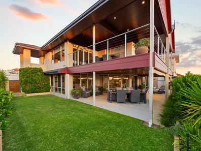 2 Mabena Place, Ocean Reef WA 6027