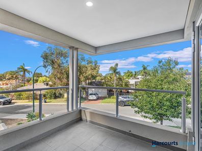 34 Elmwood Avenue, Woodlands WA 6018