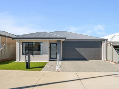 200 Honeywood Avenue, Wandi WA 6167
