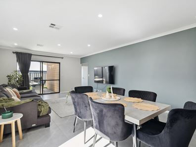 200 Honeywood Avenue, Wandi WA 6167