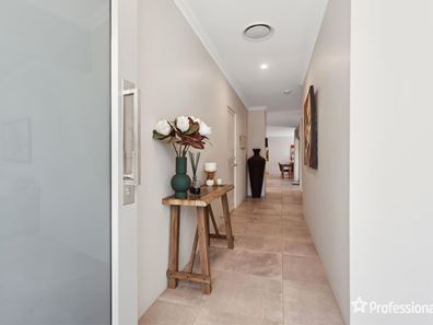 10 Mcrae Road, Kalamunda WA 6076