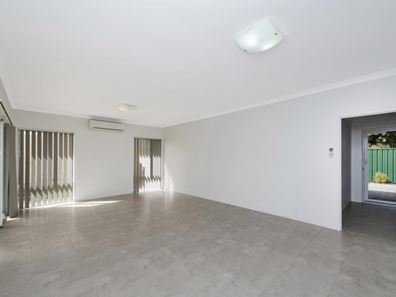 7B Hartfield Road, Forrestfield WA 6058