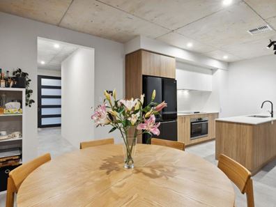 9/37 Leonard Street, Victoria Park WA 6100