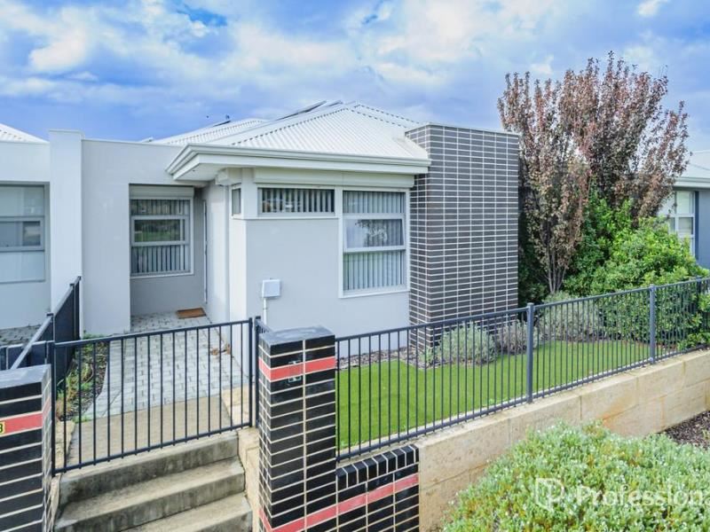 8 Barre Lane, Wellard WA 6170