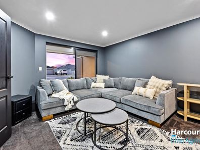 91 Hawker Street, Shoalwater WA 6169