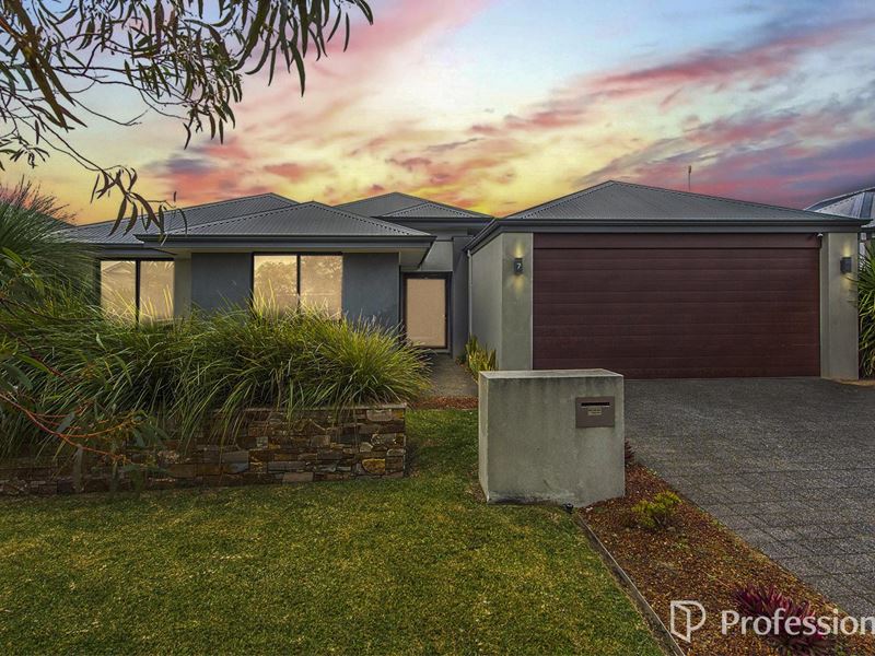 7 Wonnich Street, Byford WA 6122