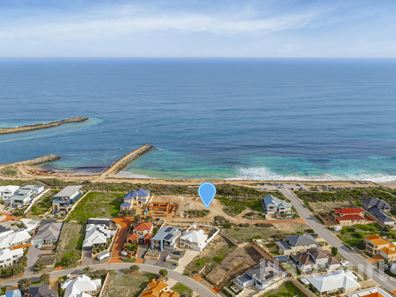 40 Abrolhos Quays, Wannanup WA 6210