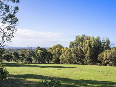 88 Kinross Loop, Quindalup WA 6281