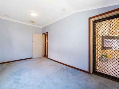 54 Bromley Road, Hilton WA 6163
