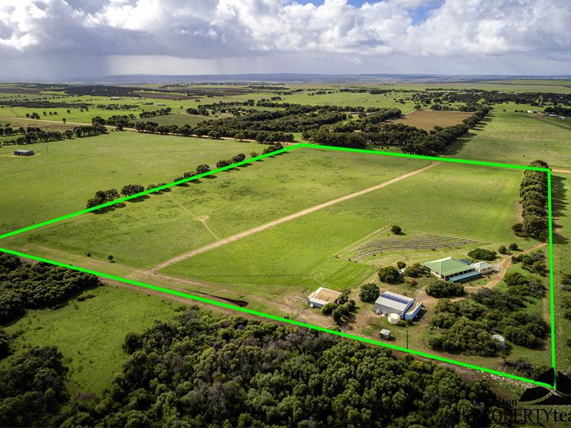 69 Wimpole Road, Dongara WA 6525