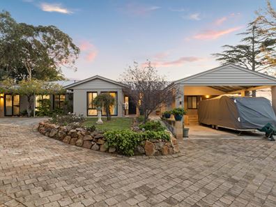 11 Sirdar Court, Gooseberry Hill WA 6076