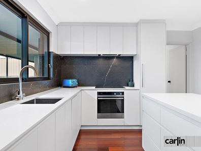 35 Owen Road, Hamilton Hill WA 6163