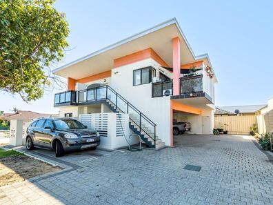 2/183 Surrey Road, Rivervale WA 6103