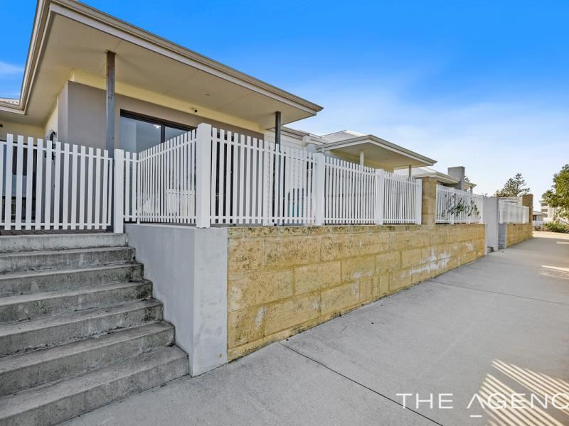 12 Rufa Lane, Halls Head WA 6210