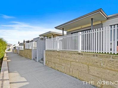 12 Rufa Lane, Halls Head WA 6210