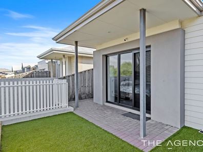 12 Rufa Lane, Halls Head WA 6210