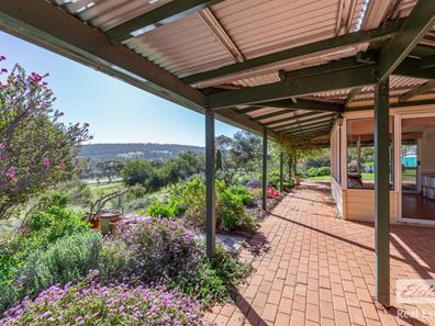 136 Beaufort Street, West Toodyay WA 6566
