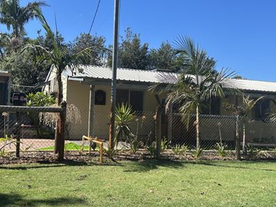 10 Raglan Close, Falcon WA 6210