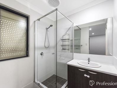 13 Tigereye Avenue, Byford WA 6122