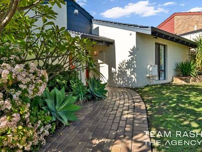 6 Catherine Close, Woodvale WA 6026