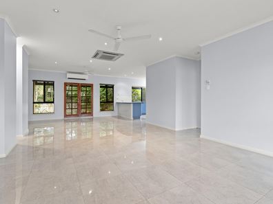 25 Bowerbird Loop, Djugun WA 6725