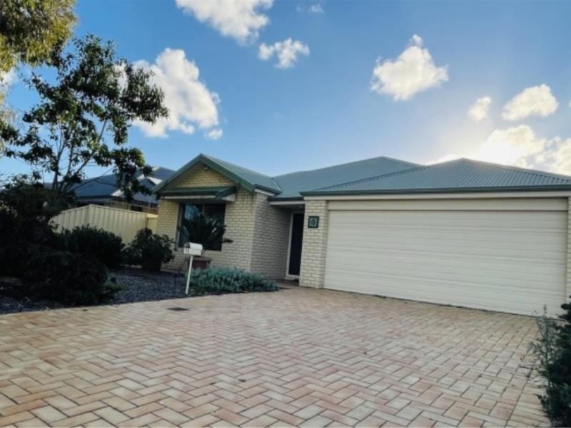 15 Cordata St, Canning Vale WA 6155