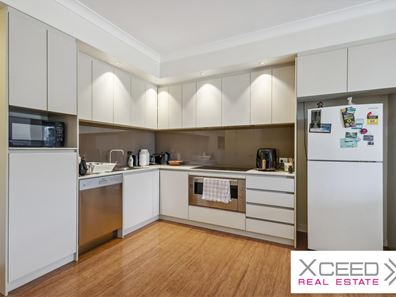 23/2 Burvill Drive, Floreat WA 6014