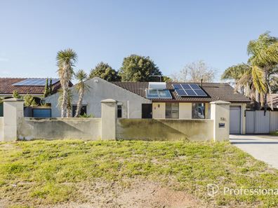 54 Templeton Crescent, Girrawheen WA 6064