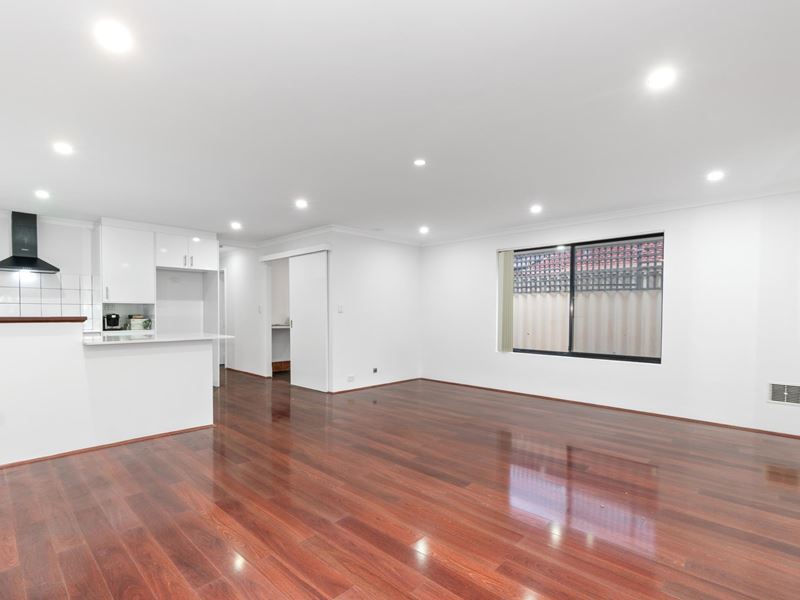 7/31 Salmon Gum Grove, Beechboro