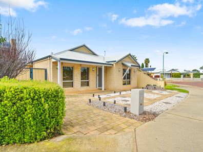 71 Hudson Drive, Dudley Park WA 6210