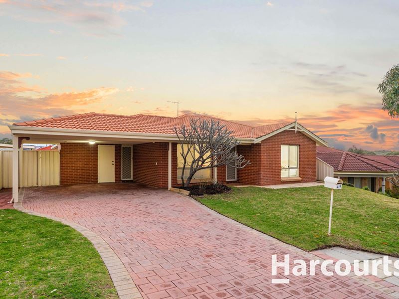 49 Macnaughton Crescent, Kinross WA 6028
