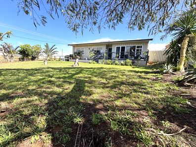 283 Robinson  Street, East Carnarvon WA 6701