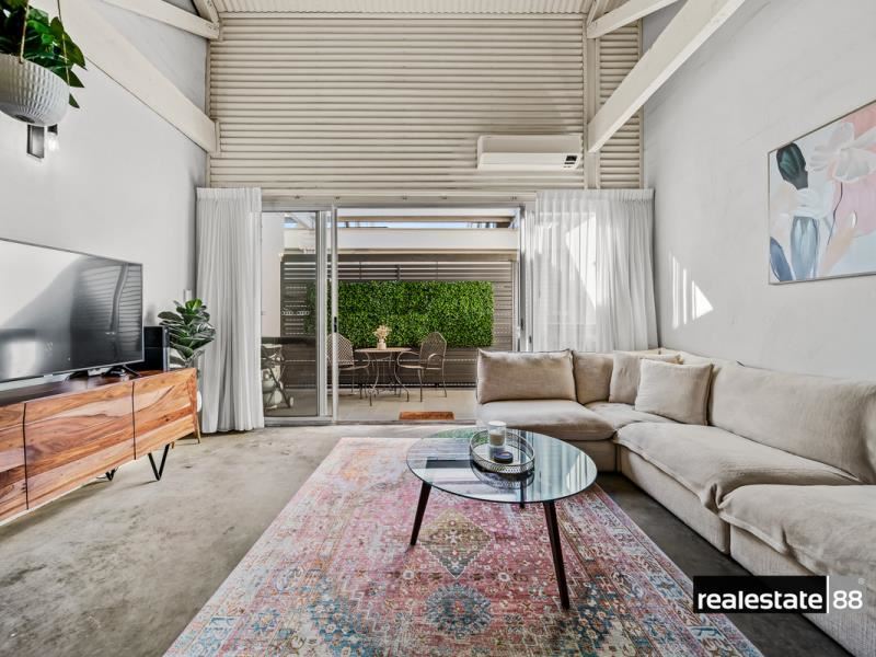 9 Little Brown Street, East Perth WA 6004