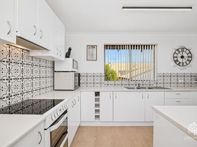 7/23 Byron Road, Kalamunda WA 6076