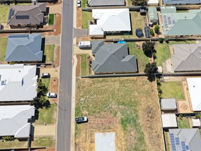 10 Peak Street, Drummond Cove WA 6532