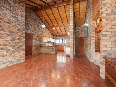 36 Stirling Place, Waggrakine WA 6530