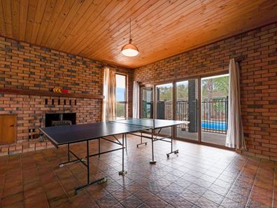 36 Stirling Place, Waggrakine WA 6530