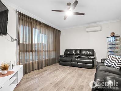 15 McLernon Place, South Lake WA 6164
