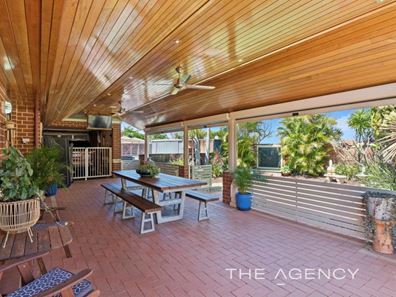32 Merrang Circuit, Carramar WA 6031