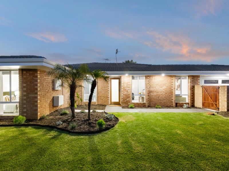 203 Trappers Drive, Woodvale WA 6026