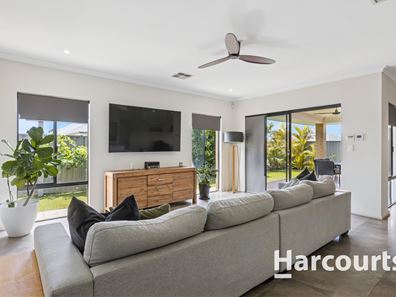 60 Farnham Pass, Alkimos WA 6038