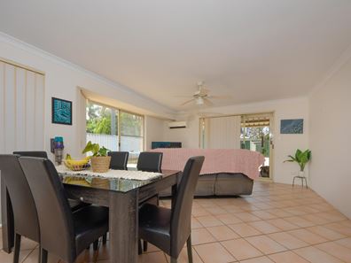 61 Grange Drive, Cooloongup WA 6168
