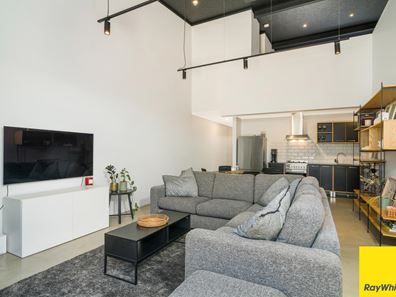 21 Perlette Lane, Caversham WA 6055
