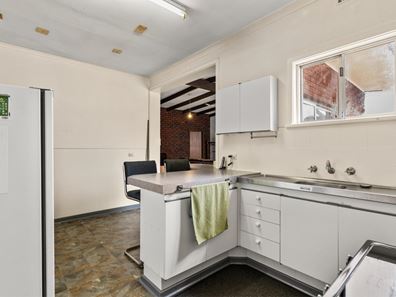 41 Patchett Street, Cloverdale WA 6105