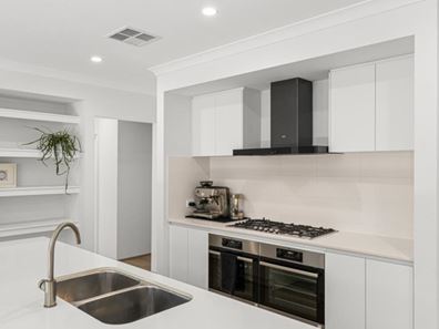 29 Lofter Way, Yanchep WA 6035