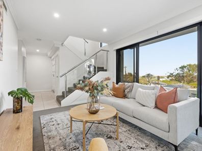 267 Holbeck Street, Doubleview WA 6018