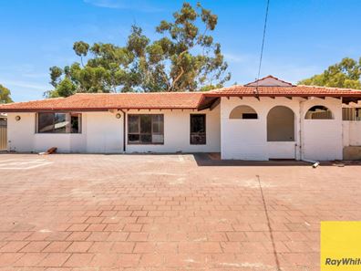 22 Foxton Street, Maddington WA 6109
