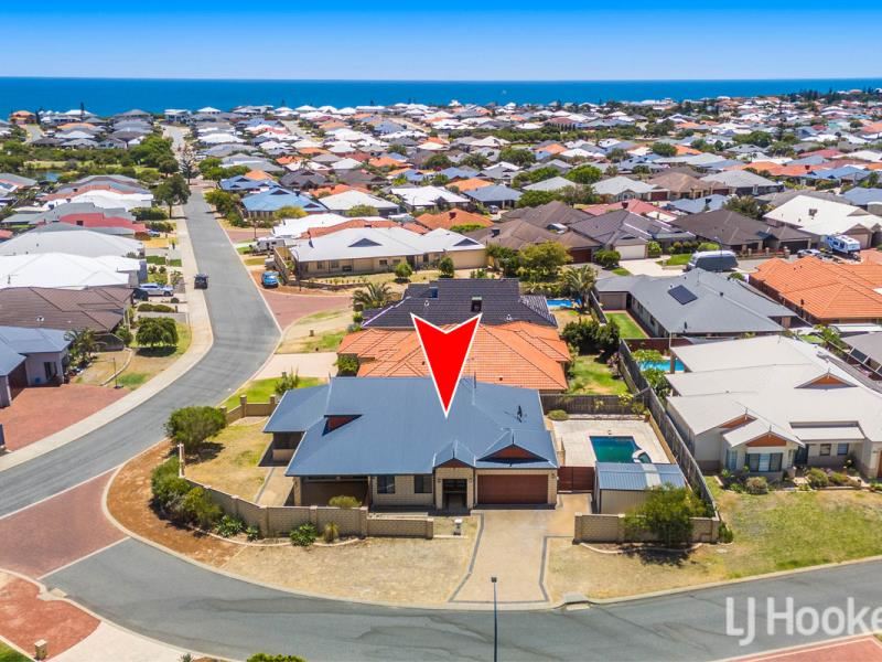 20 Bookleaf Loop, Halls Head WA 6210