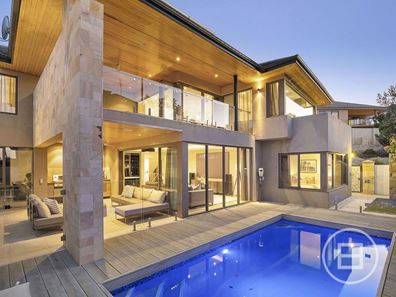9 Park Street, Trigg WA 6029