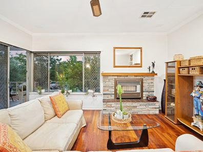 73 Wendouree Road, Wilson WA 6107